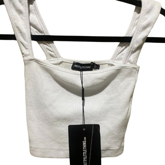 Pretty Little Thing | White Crop Top Basic, Size US 0 - Picture 1 of 3